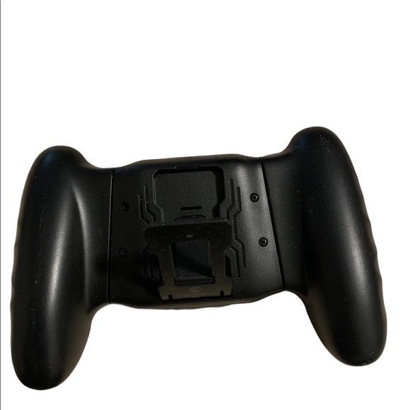 Mobile Gaming Controller - Picture 3 of 3